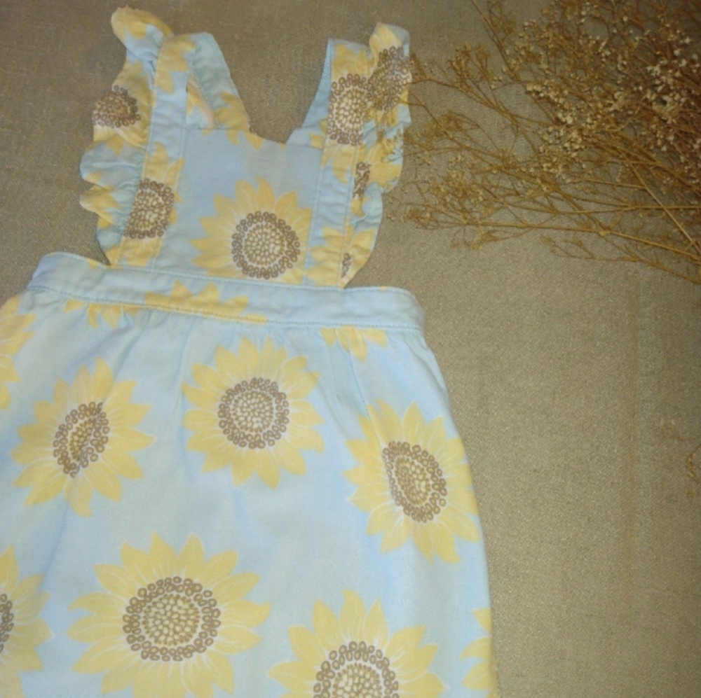 Vintage Style Baby Apron Dress - Picture 4 of 5
